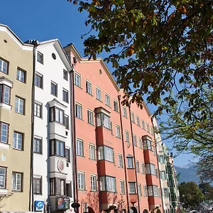  Appartement Maximilian In Old Town
